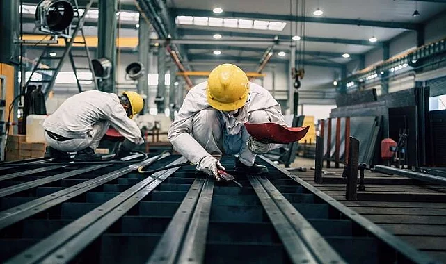 Eskifoça Yük Taşıma Personeli